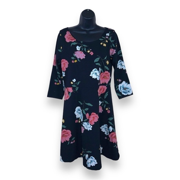 LARGE OLD NAVY BLACK PINK FLORAL DRESS STRETCH FOT AND FLARE - Picture 1 of 9